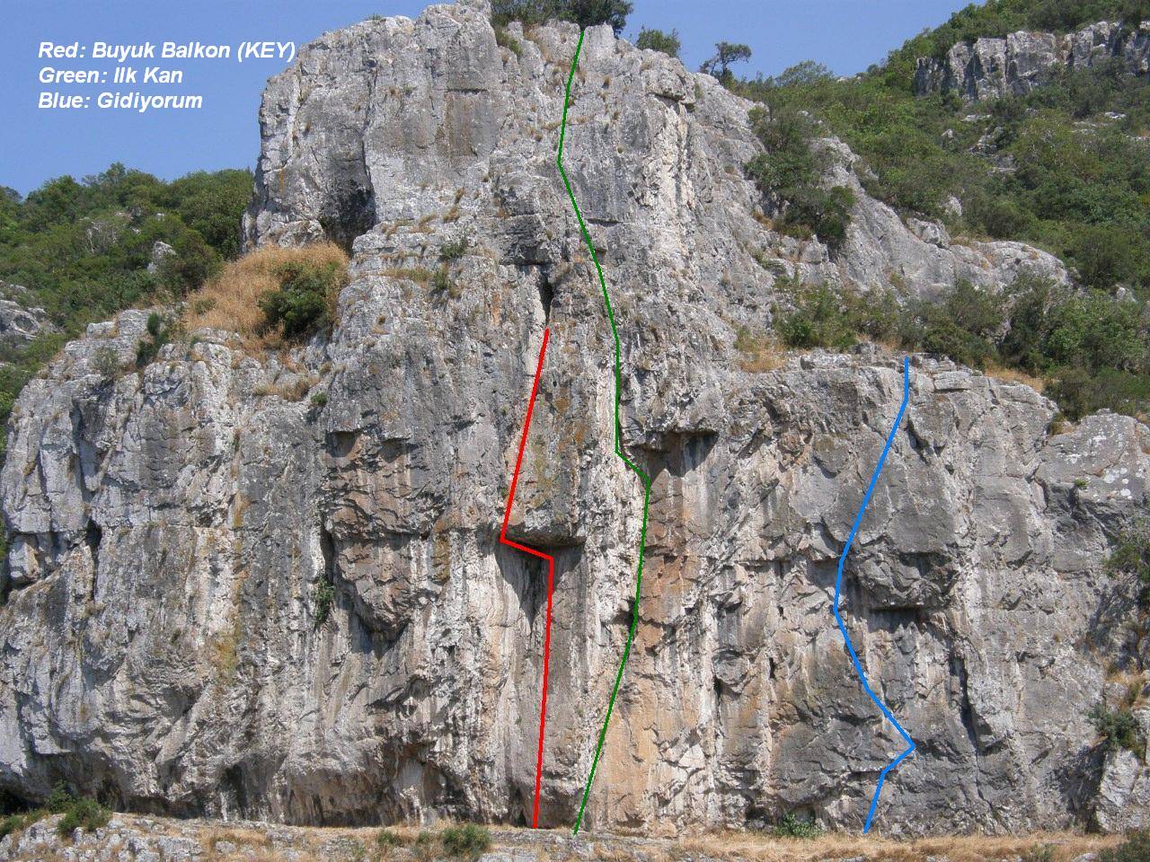 David ve Emre’nin tırmanış iştahlarını kabartan çizimde yeşil renkle belirtilmiş doğal hat: İlk kan