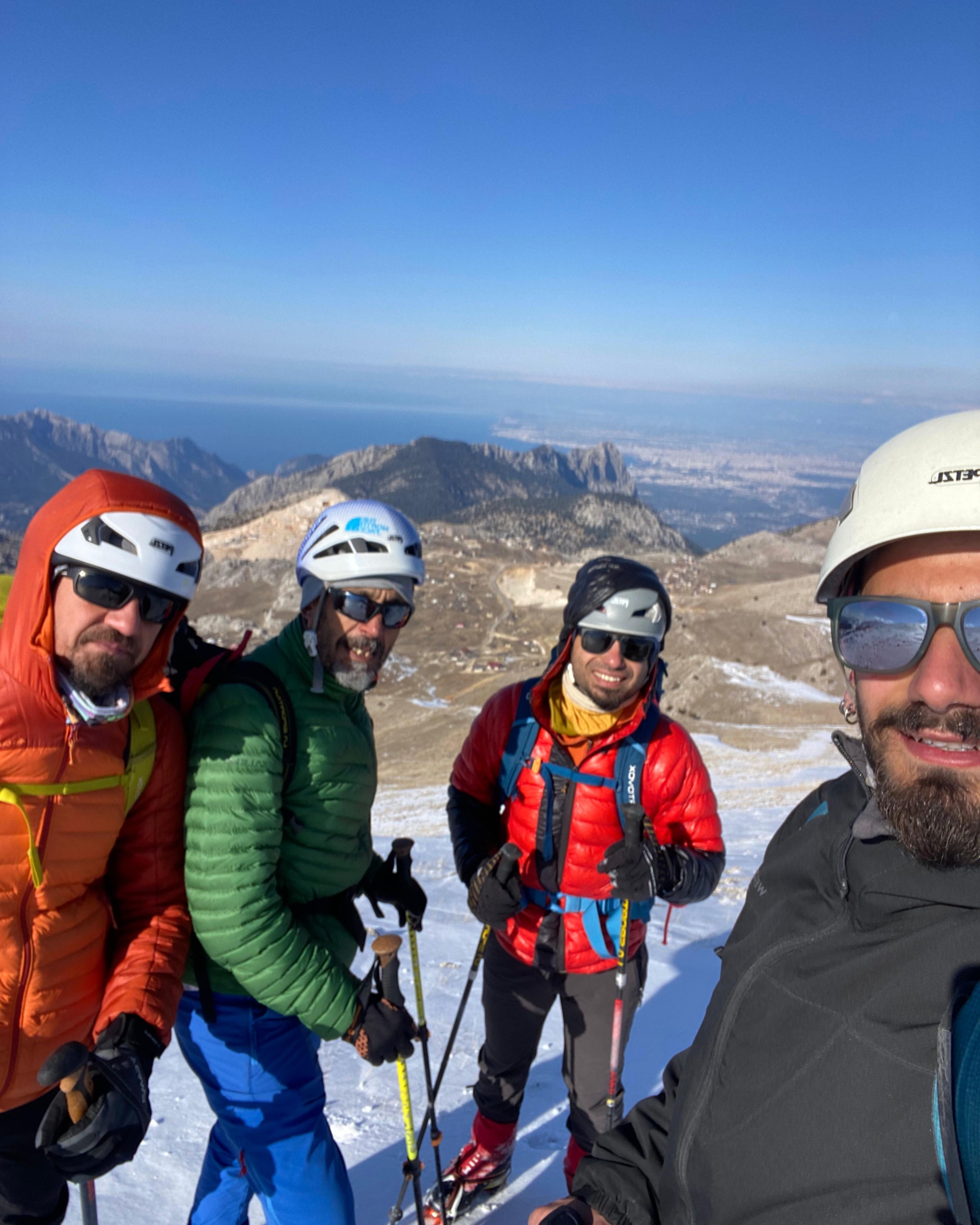 Zirvede Ekip Fotoğrafı