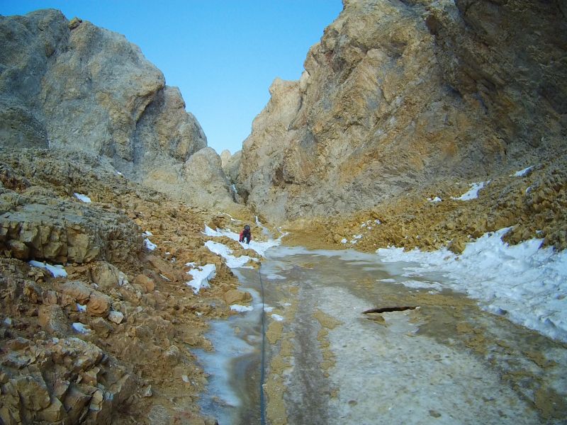 İkinci şelaleye doğru running belay