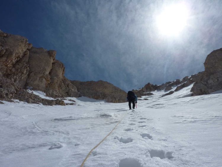 Moladan sonra geniş bir yüzeyde çok keyifli bir tırmanış başladı.