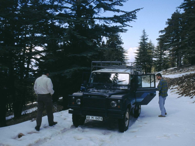 1996 senesi aynı Land Rover aynı bizler aynı dağ!