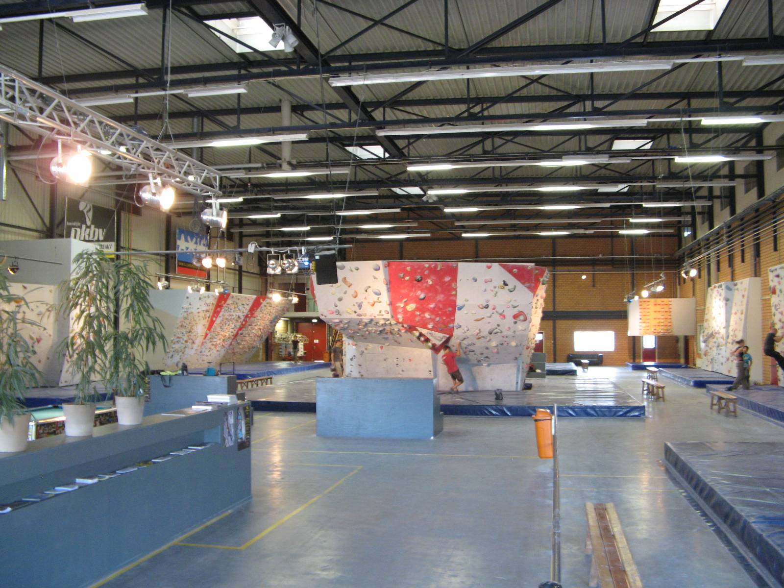 Eindhoven'da (Hollanda) Monk tırmanış salonundan genel görünüm