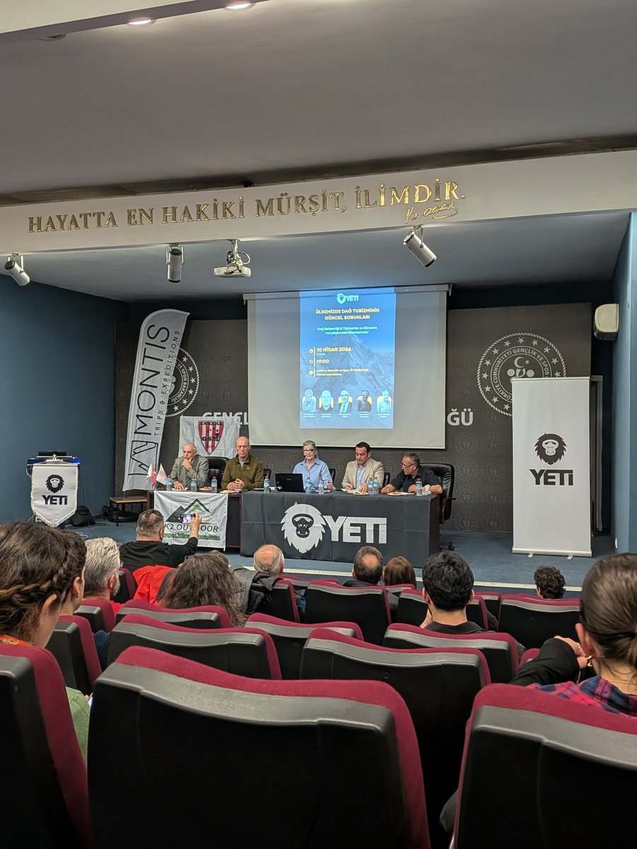 Konuşmacılar ve moderatör - Aykut Türem Arşivi